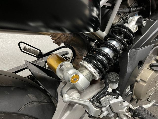 aprilia - dorsoduro-750-factory-abs