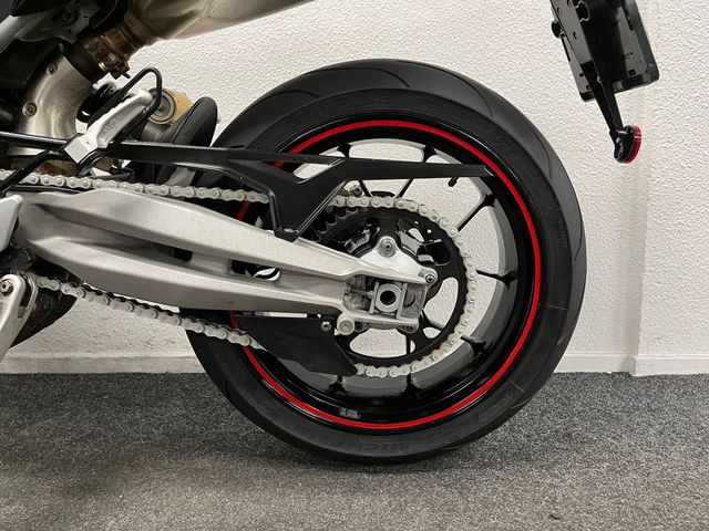 aprilia - dorsoduro-750-factory-abs