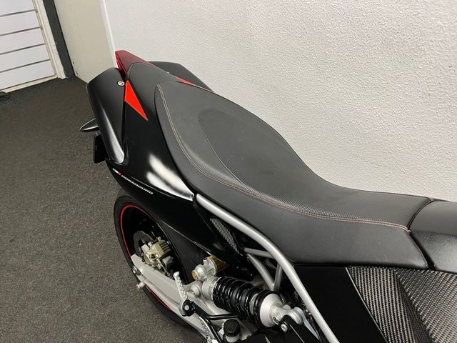 aprilia - dorsoduro-750-factory-abs