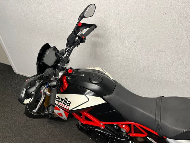 aprilia - dorsoduro-900