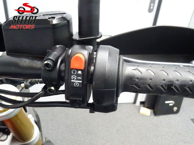 aprilia - dorsoduro-900-abs