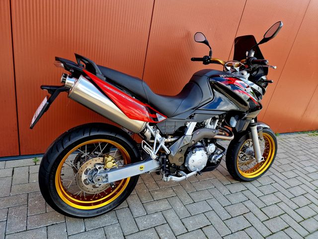 aprilia - pegaso-650-factory