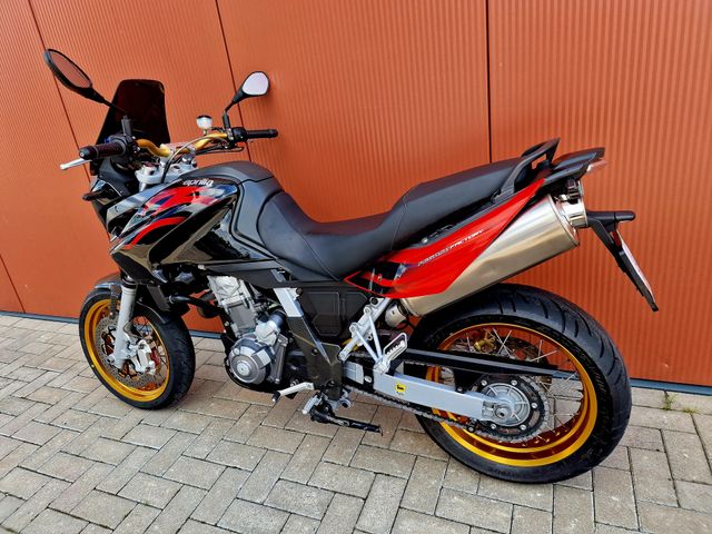 aprilia - pegaso-650-factory