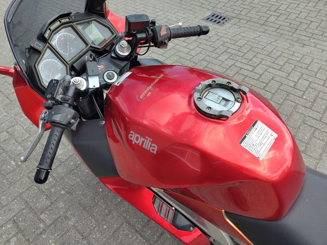 aprilia - rst-mille-futura