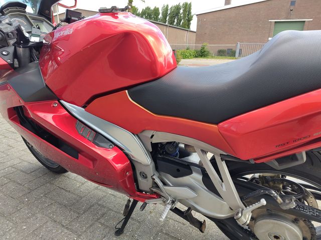 aprilia - rst-mille-futura
