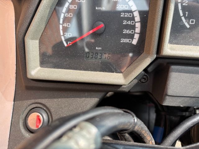 aprilia - rst-mille-futura