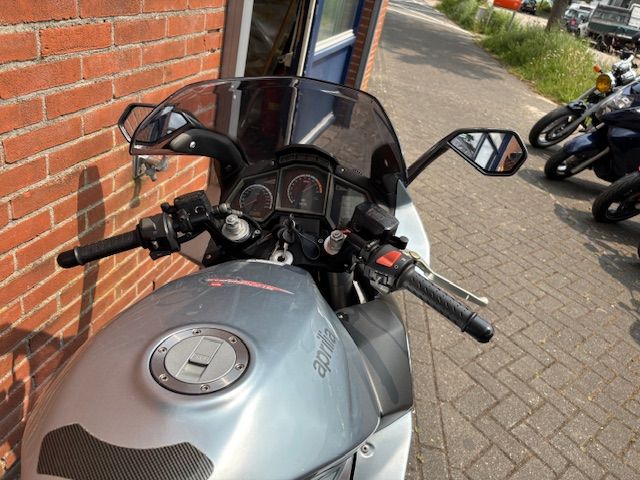 aprilia - rst-mille-futura