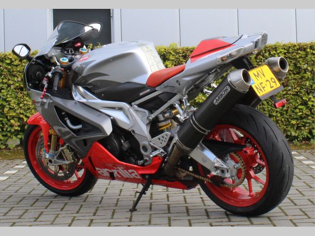 aprilia - rsv-1000-r