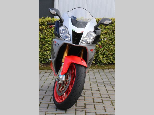 aprilia - rsv-1000-r