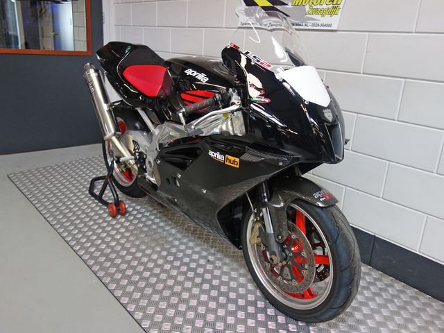 aprilia - rsv-1000-r