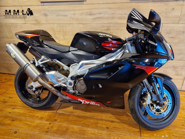 aprilia - rsv-1000-r