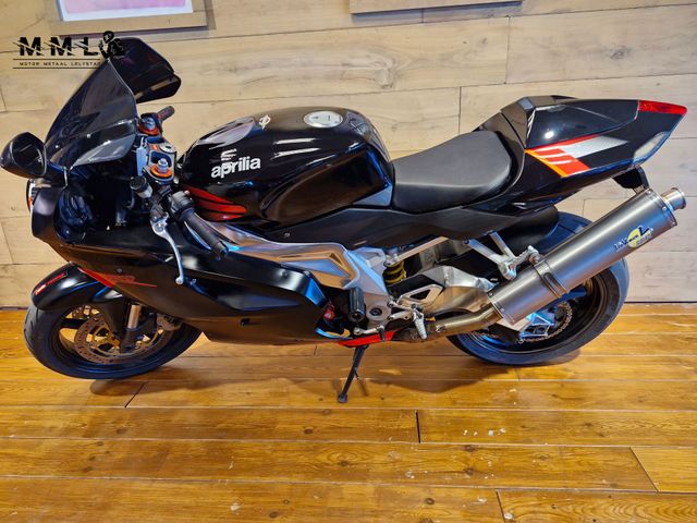 aprilia - rsv-1000-r