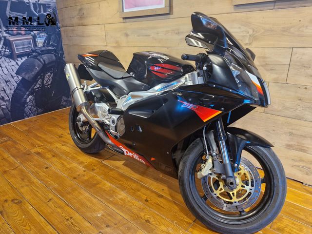 aprilia - rsv-1000-r