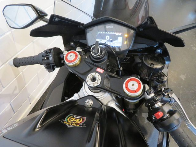 aprilia - rsv-4-1000-rr