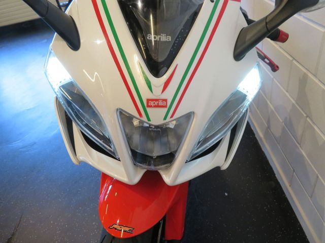 aprilia - rsv-4-1000-rr