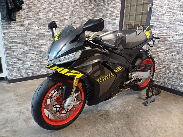 aprilia - rsv-4-1100