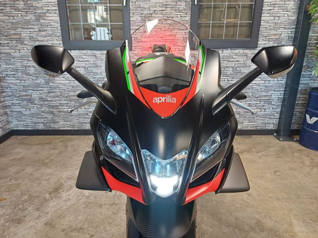 aprilia - rsv-4-1100-factory