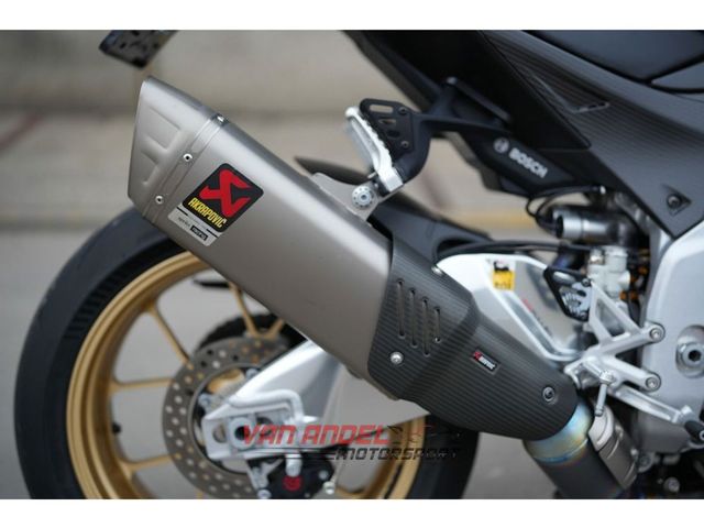 aprilia - rsv-4-1100-factory