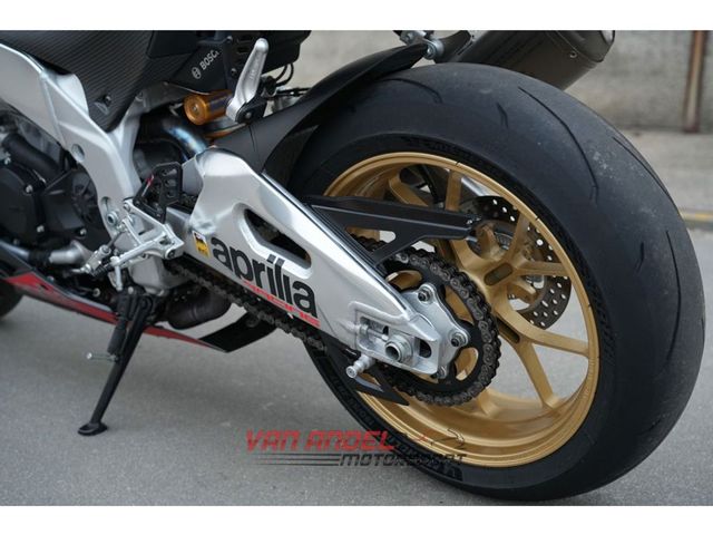 aprilia - rsv-4-1100-factory