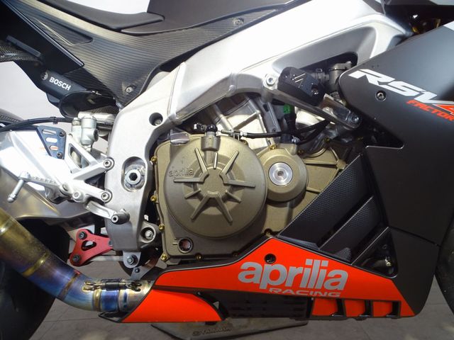 aprilia - rsv-4-1100-factory