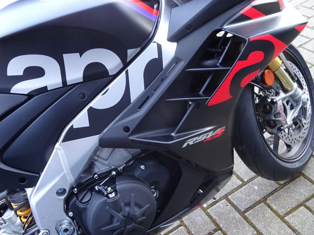 aprilia - rsv-4-factory