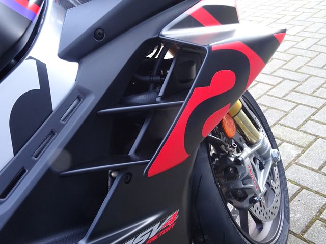 aprilia - rsv-4-factory