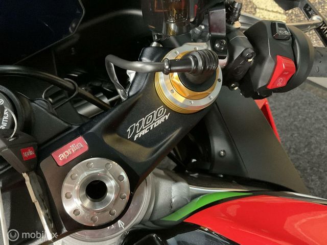 aprilia - rsv-4-factory-aprc