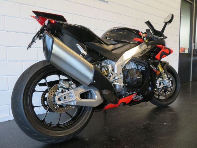 aprilia - rsv-4-factory-aprc