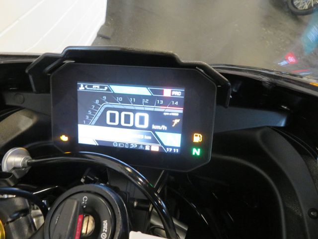 aprilia - rsv-4-factory-aprc