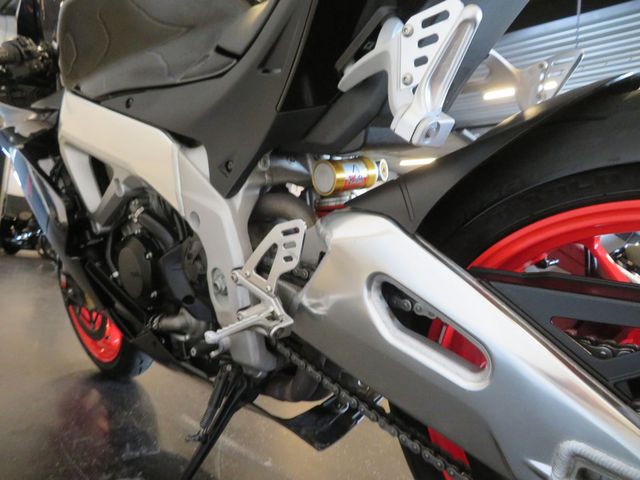 aprilia - rsv-4-r