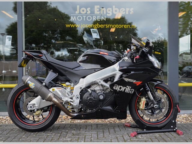 aprilia - rsv-4-r