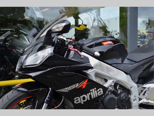 aprilia - rsv-4-r