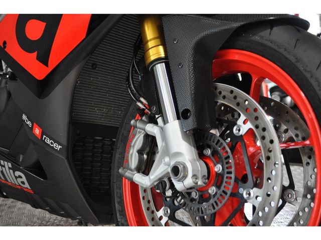 aprilia - rsv-4-r