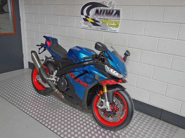 aprilia - rsv-4-r