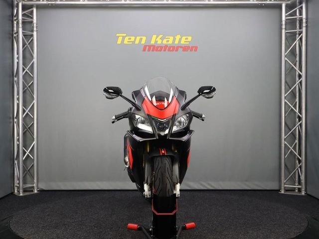 aprilia - rsv-4-r