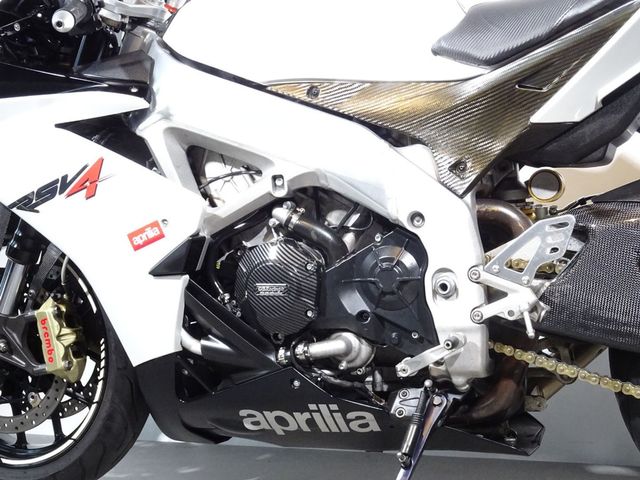 aprilia - rsv-4-r