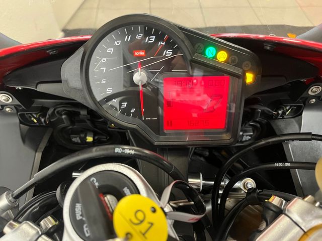 aprilia - rsv-4-r-aprc