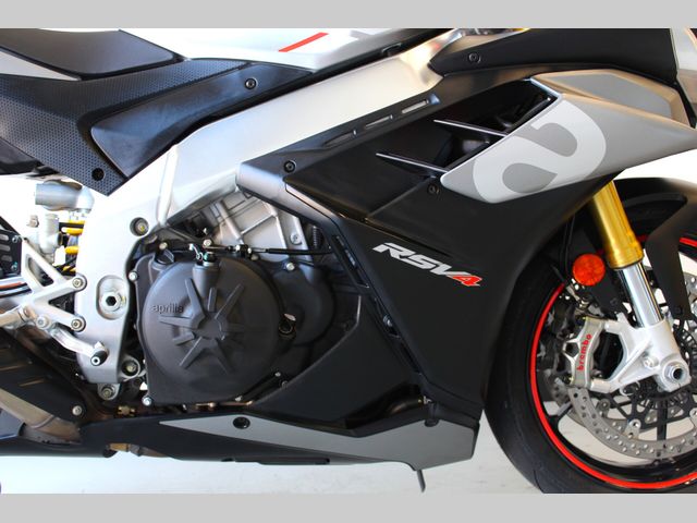 aprilia - rsv-4-r-aprc-abs