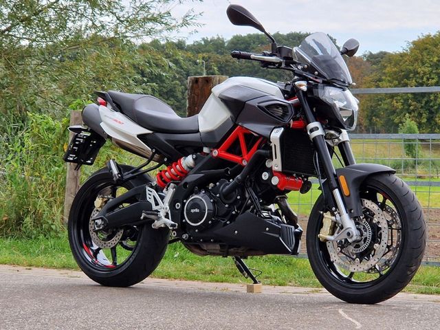 aprilia - shiver-900