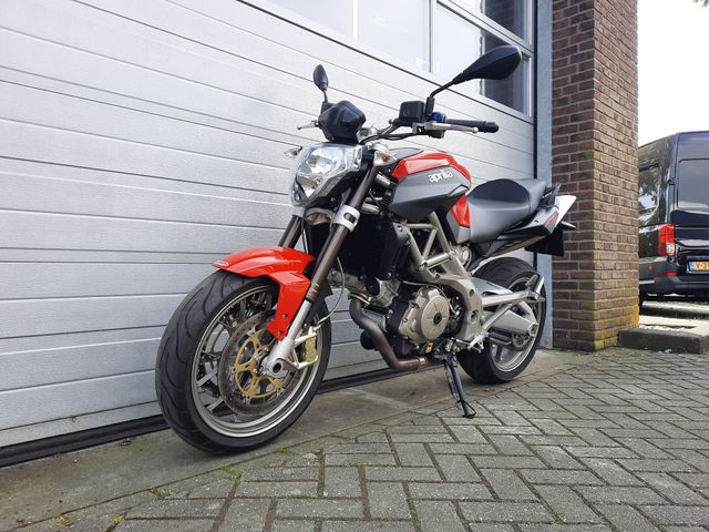 aprilia - sl-750-shiver