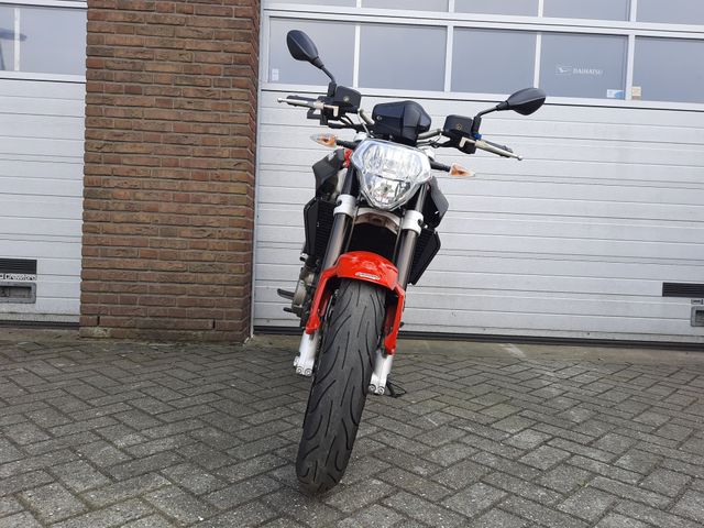 aprilia - sl-750-shiver