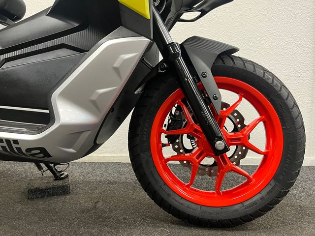 aprilia - sr-gt-125