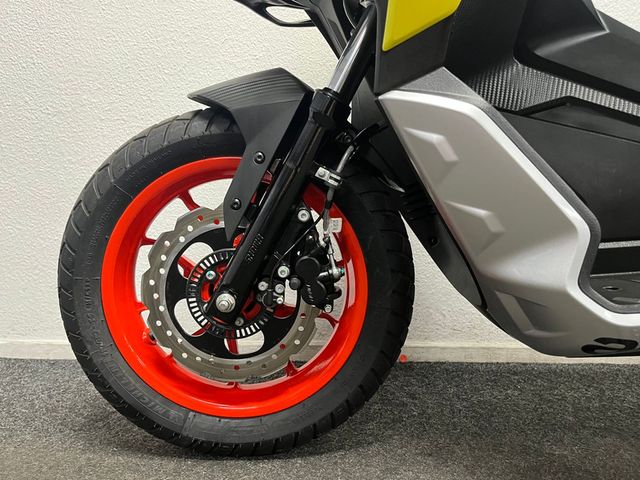 aprilia - sr-gt-125