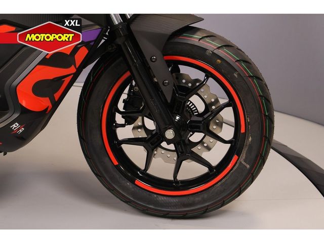 aprilia - sr-gt-200