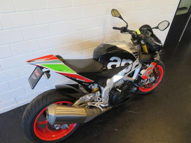 aprilia - tuono--v4-1100-factory