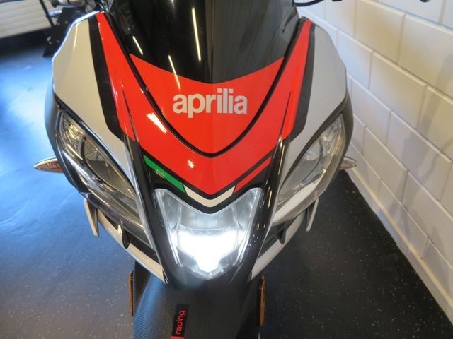 aprilia - tuono--v4-1100-factory