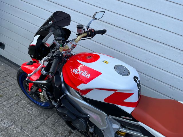 aprilia - tuono-1000-r