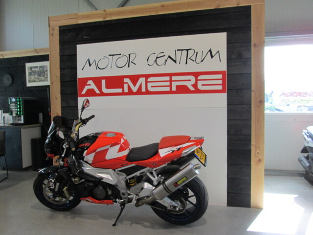 aprilia - tuono-1000-r