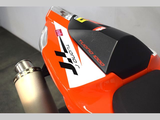 aprilia - tuono-1000-r