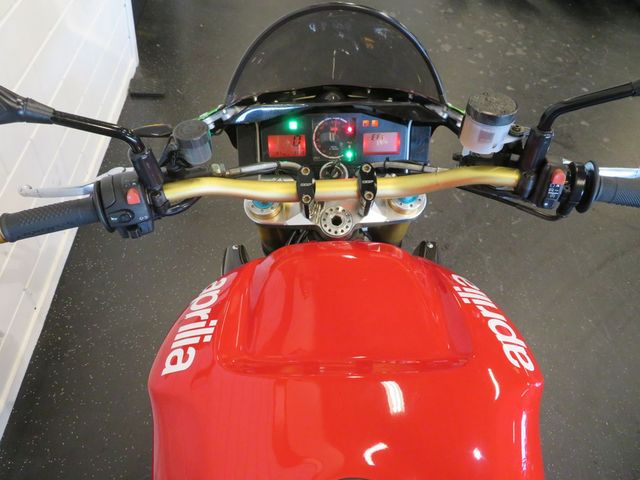 aprilia - tuono-1000-r-factory